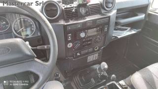 LAND ROVER Defender usata 10