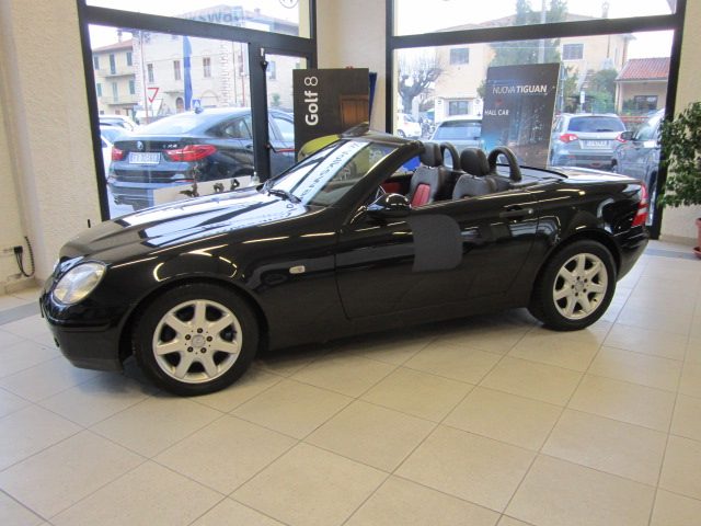 MERCEDES-BENZ SLK 200 usata, con Airbag