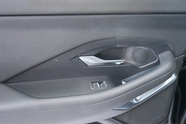 JAGUAR E-Pace usata 42