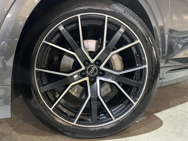 AUDI Q8 usata, con Cerchi in lega