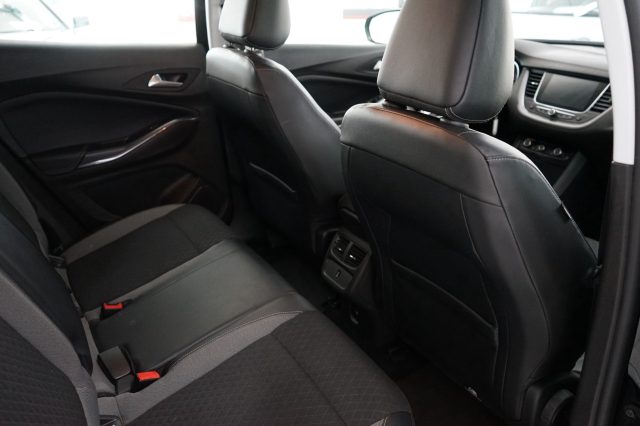 OPEL Grandland X usata 41