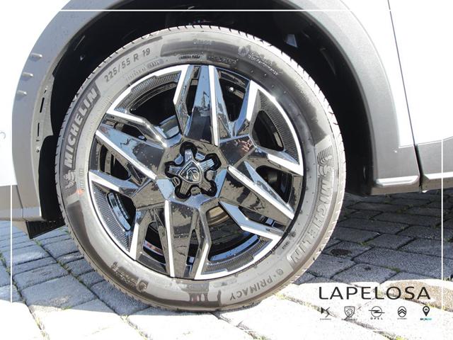 PEUGEOT 3008 usata, con Volante in pelle