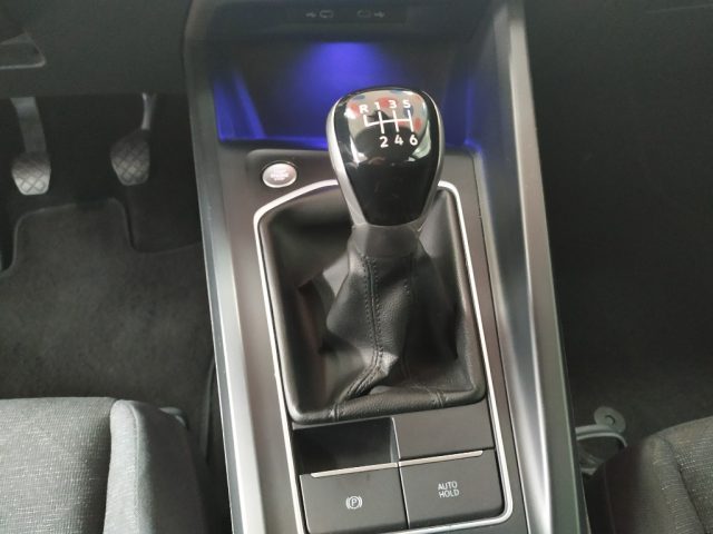 VOLKSWAGEN Golf usata, con ESP