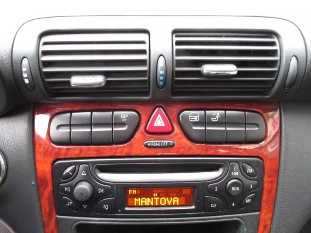 MERCEDES-BENZ C 200 usata, con Volante multifunzione