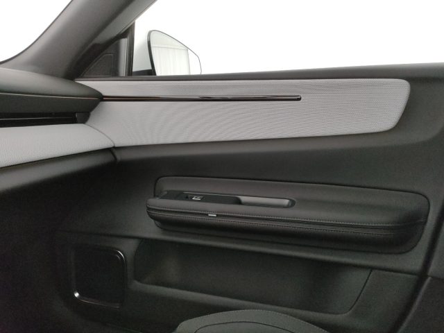 POLESTAR Polestar 4 usata, con Frenata d