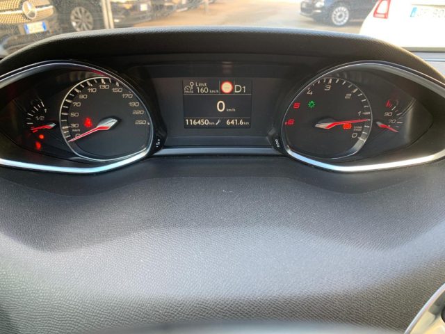 PEUGEOT 308 usata, con Fendinebbia