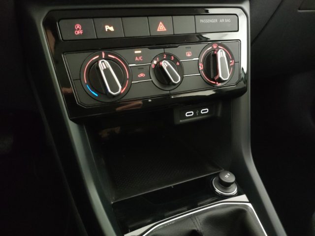VOLKSWAGEN T-Cross usata, con Controllo vocale