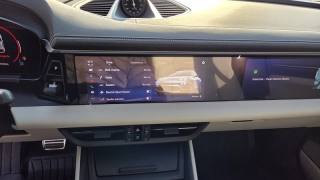 PORSCHE Macan usata, con Bracciolo