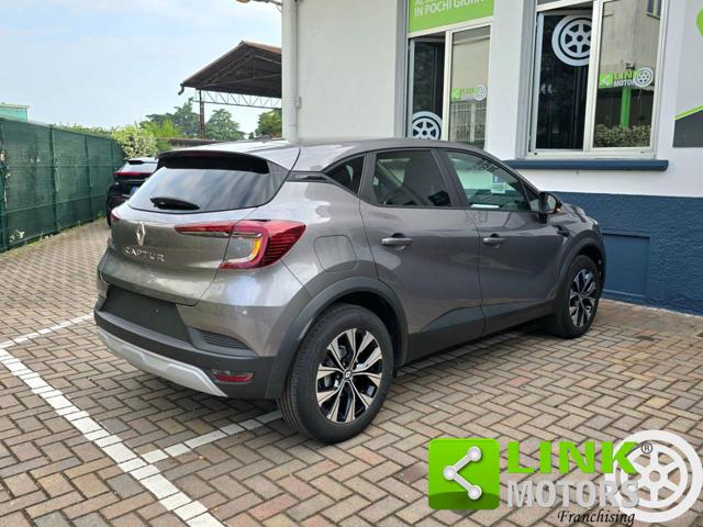 RENAULT Captur usata, con Autoradio