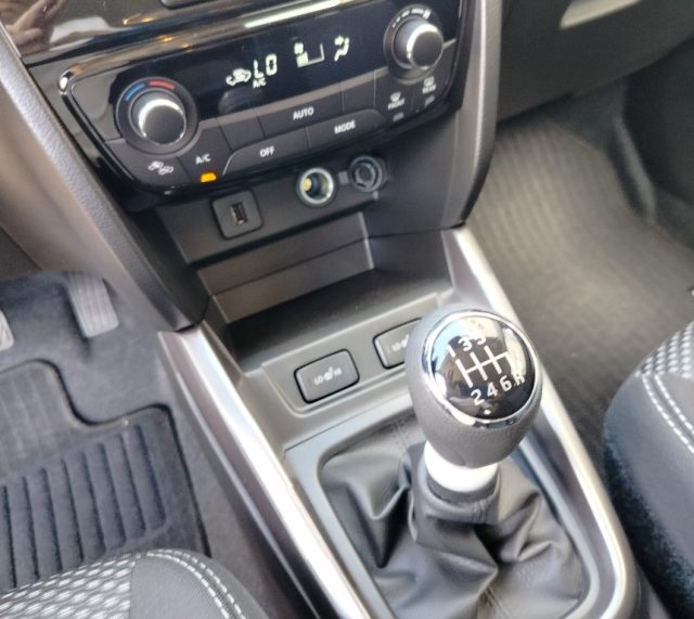 SUZUKI Vitara usata, con Fari LED