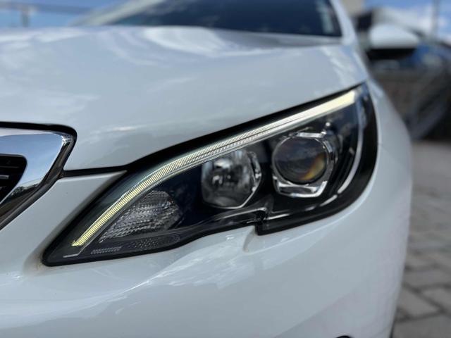 PEUGEOT 308 usata, con Lettore CD