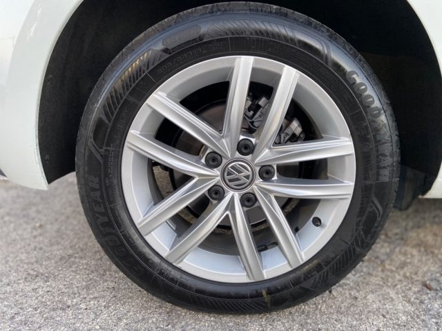VOLKSWAGEN Golf usata, con Volante multifunzione