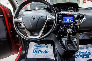 LANCIA Ypsilon usata, con Volante in pelle