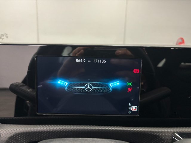 MERCEDES-BENZ CLA 200 usata, con Park Distance Control