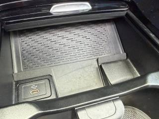 MERCEDES-BENZ GLA 200 usata, con Volante in pelle