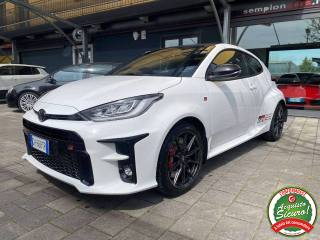 TOYOTA Yaris usata, con Airbag