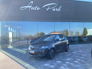 LANCIA Ypsilon 1.0 HYBRID 70cv Platino - 5 POSTI
