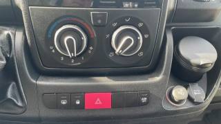 PEUGEOT Boxer usata, con USB