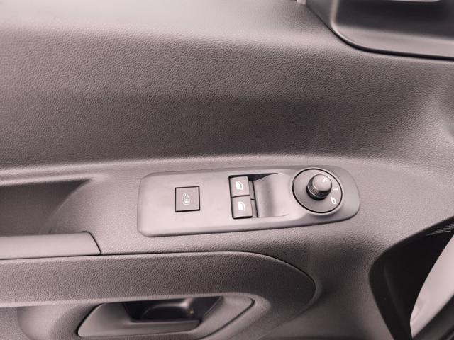 FIAT Doblo usata, con Bluetooth