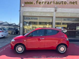 LANCIA Ypsilon usata, con Autoradio