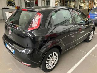 FIAT Punto usata, con Specchietti laterali elettrici
