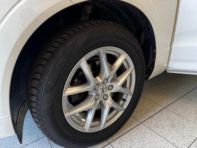 VOLVO XC60 usata, con Luci diurne LED