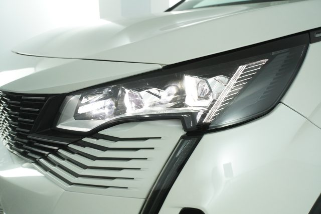 PEUGEOT 5008 usata 12