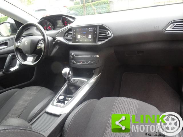 PEUGEOT 308 usata, con Volante multifunzione