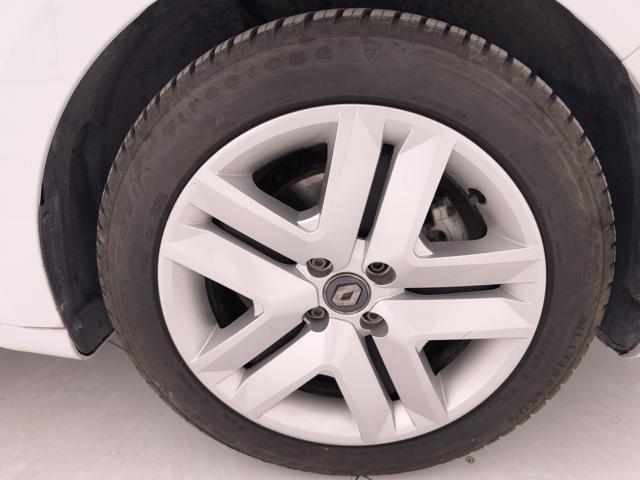 RENAULT Clio usata, con Airbag posteriore