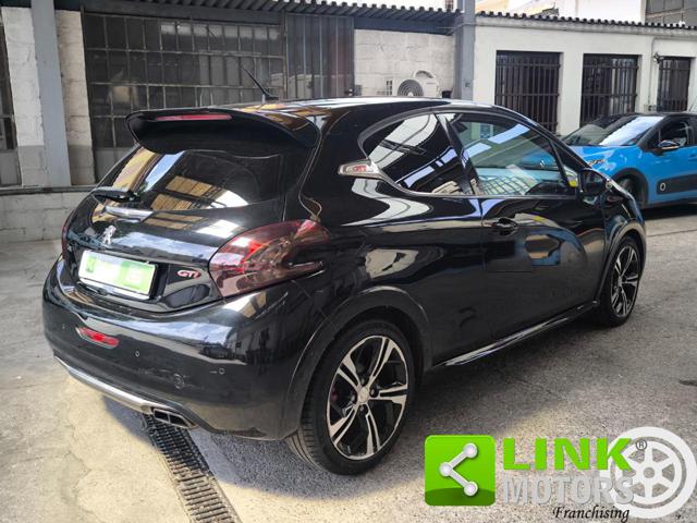 PEUGEOT 208 usata, con Cerchi in lega