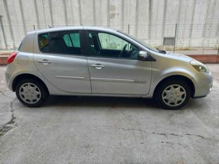 RENAULT Clio usata, con Chiusura centralizzata