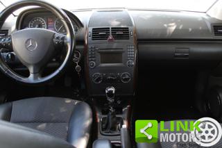 MERCEDES-BENZ A 180 usata, con Specchietti laterali elettrici