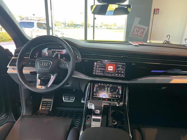 AUDI Q8 usata, con Park Distance Control