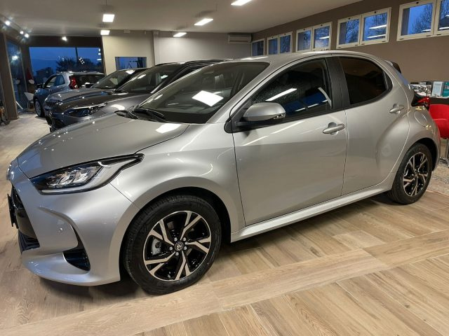 TOYOTA Yaris usata, con ESP