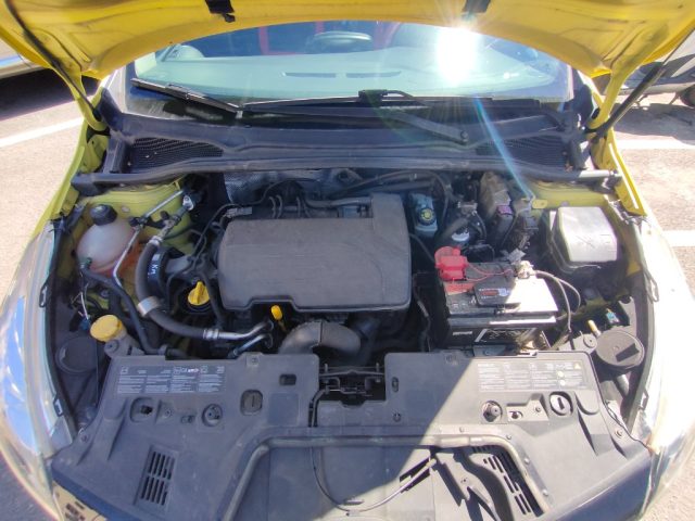 RENAULT Clio usata, con USB