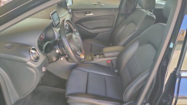 MERCEDES-BENZ B 180 usata, con Cronologia tagliandi