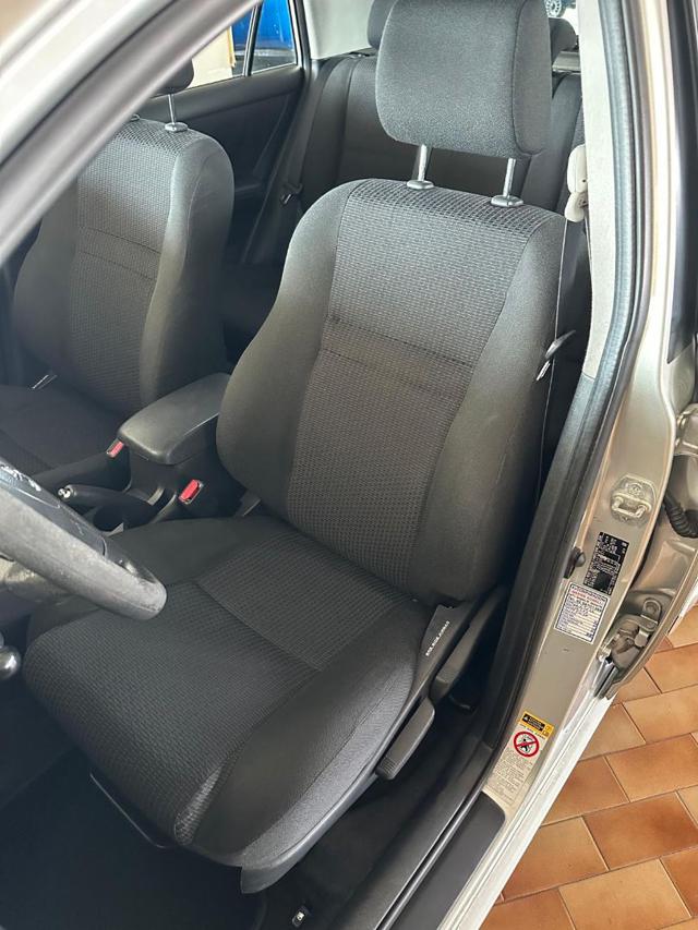 TOYOTA Corolla usata, con Airbag testa
