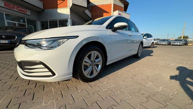 VOLKSWAGEN Golf usata, con Sensori di parcheggio posteriori