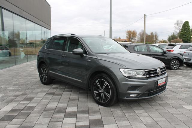 VOLKSWAGEN Tiguan usata, con Airbag laterali
