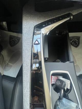 PEUGEOT 3008 usata, con Lettore CD