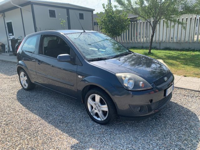 FORD Fiesta usata, con Airbag laterali