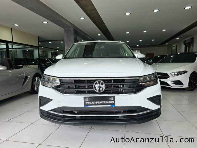 VOLKSWAGEN Tiguan usata, con Airbag