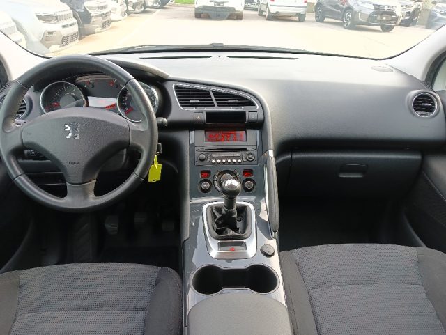 PEUGEOT 3008 usata, con Climatizzatore