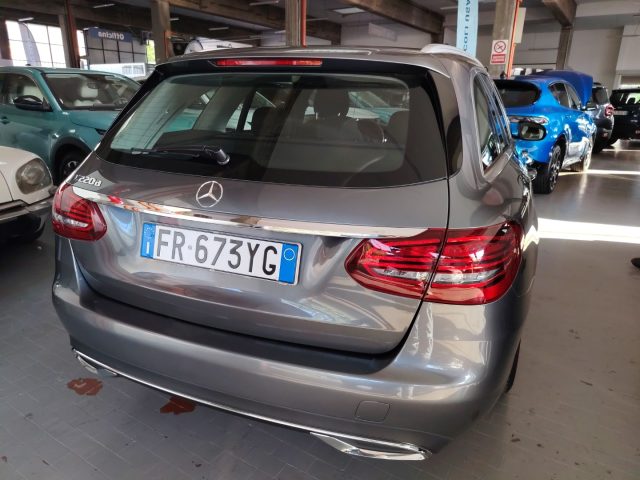 MERCEDES-BENZ C 220 usata, con Fendinebbia