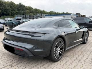 PORSCHE Taycan usata, con Alzacristalli elettrici