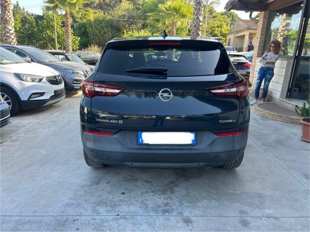 OPEL Grandland X usata, con Alzacristalli elettrici