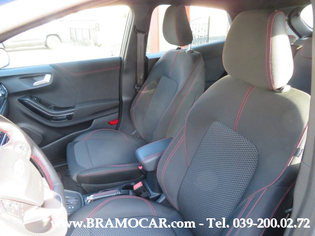 FORD Puma usata, con Leve al volante