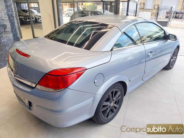 OPEL Astra usata, con Chiusura centralizzata