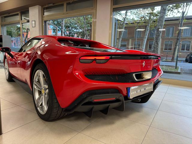 FERRARI 296 usata, con Cerchi in lega
