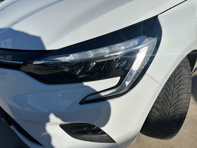 RENAULT Clio usata, con Sensori di parcheggio posteriori